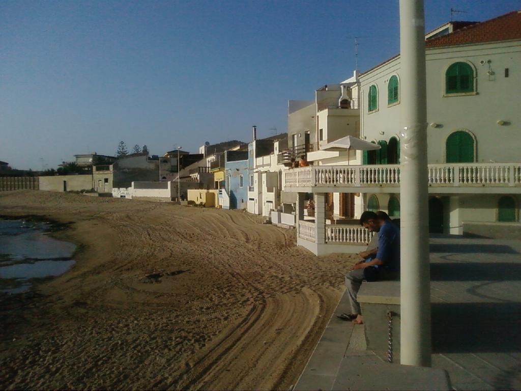 Marinella Di Montalbano Villa Punta Secca Bagian luar foto