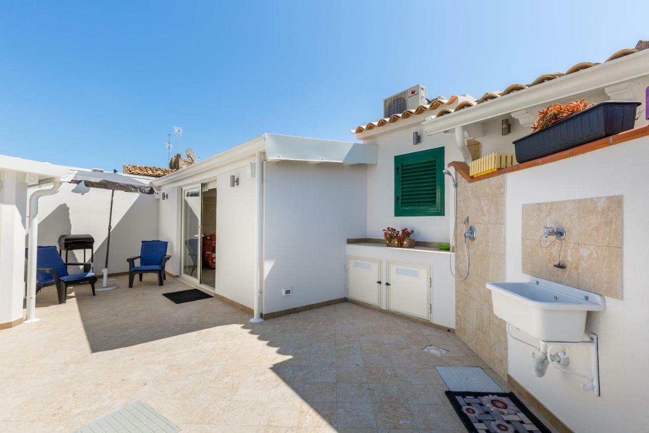 Marinella Di Montalbano Villa Punta Secca Bagian luar foto